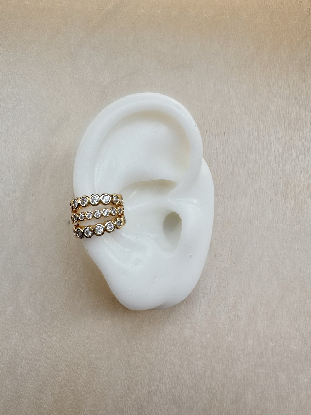 SOFIA EAR CUFF