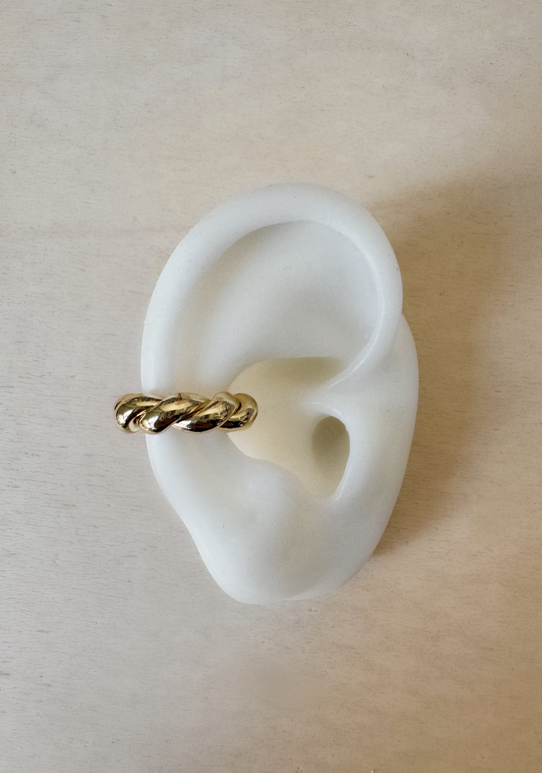 TWISTED EAR CUFF