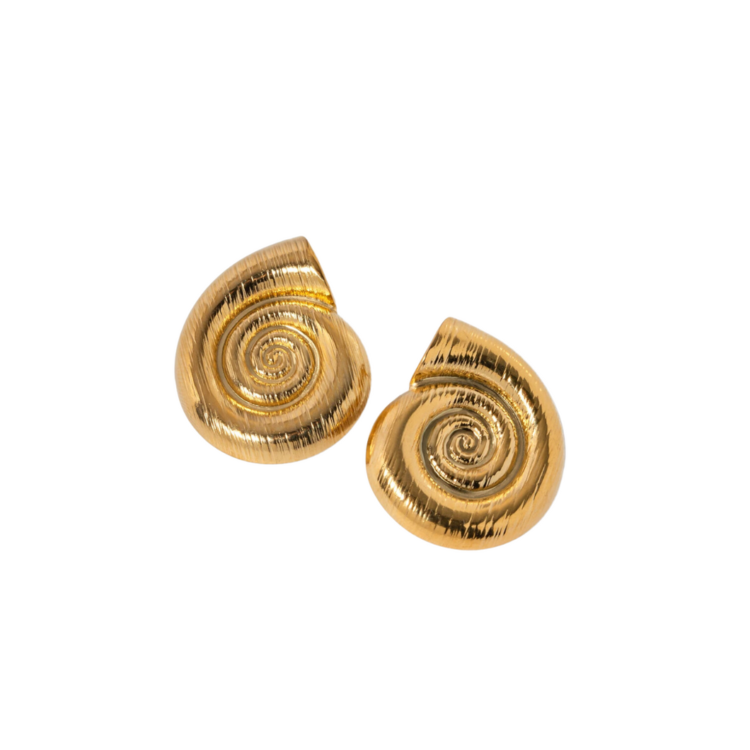 SNAIL STUDS