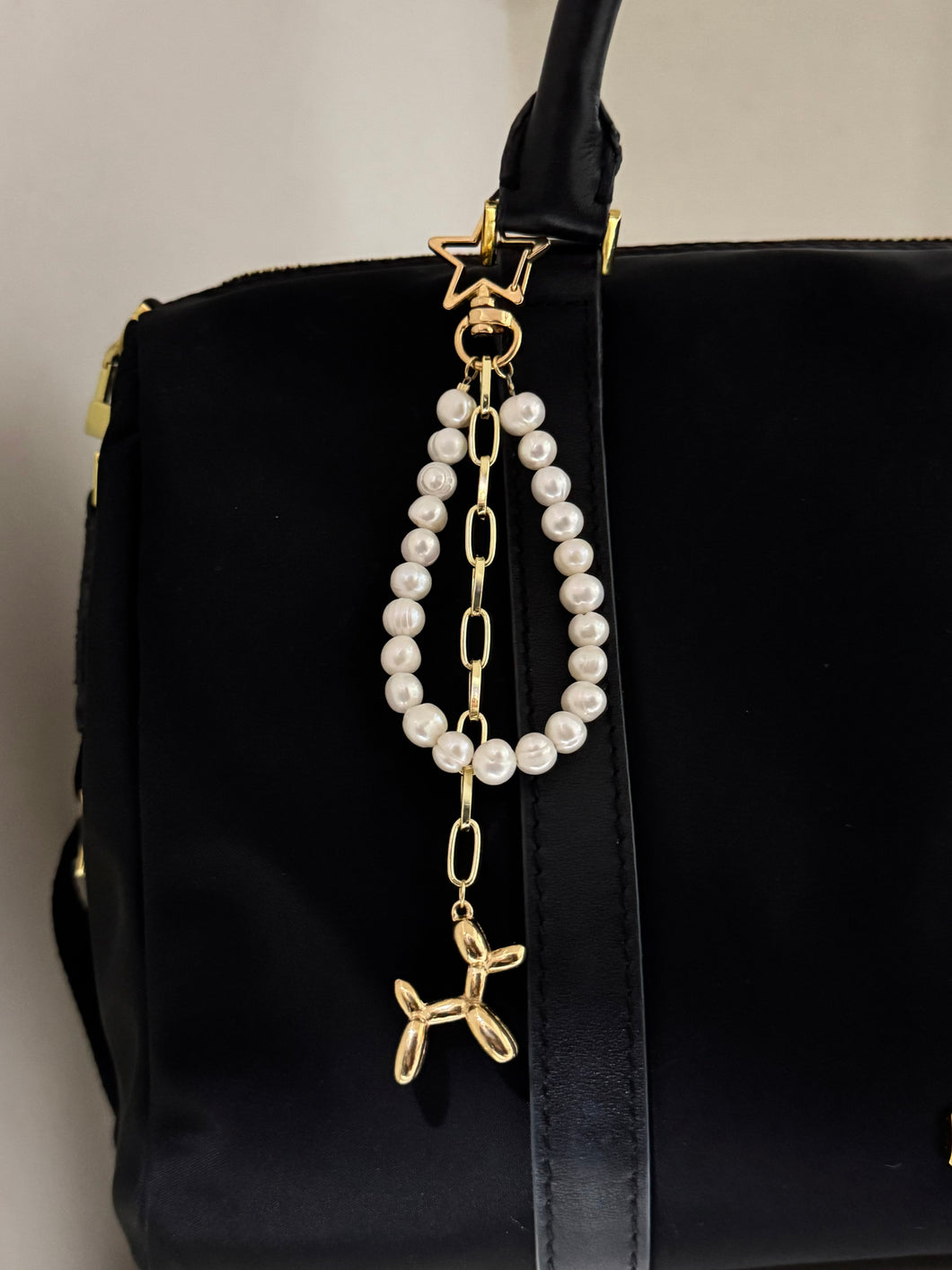 PUPPY PEARL BAG CHARM