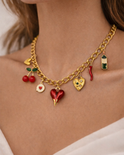 Cargar imagen en el visor de la galería, SPICY LOVE CHARMED NECKLACE
