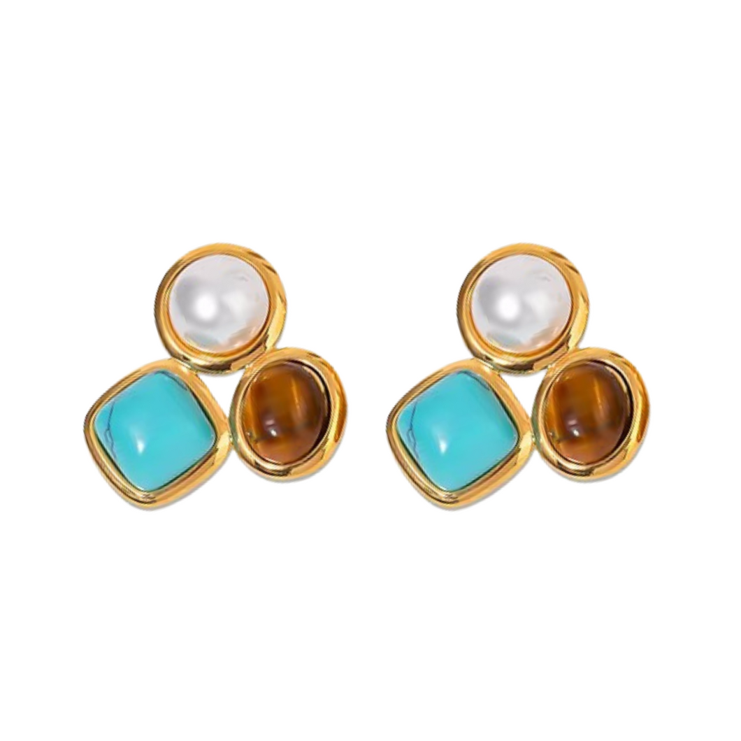 TRIANA STUDS