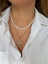 Cargar imagen en el visor de la galería, Alani Pearl Necklace
