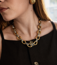 Cargar imagen en el visor de la galería, ROXANNE NECKLACE
