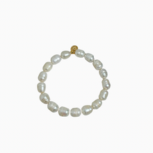 Cargar imagen en el visor de la galería, CLASSIC PEARL BRACELET
