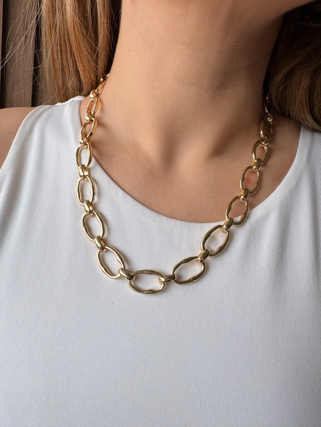 LAURA NECKLACE