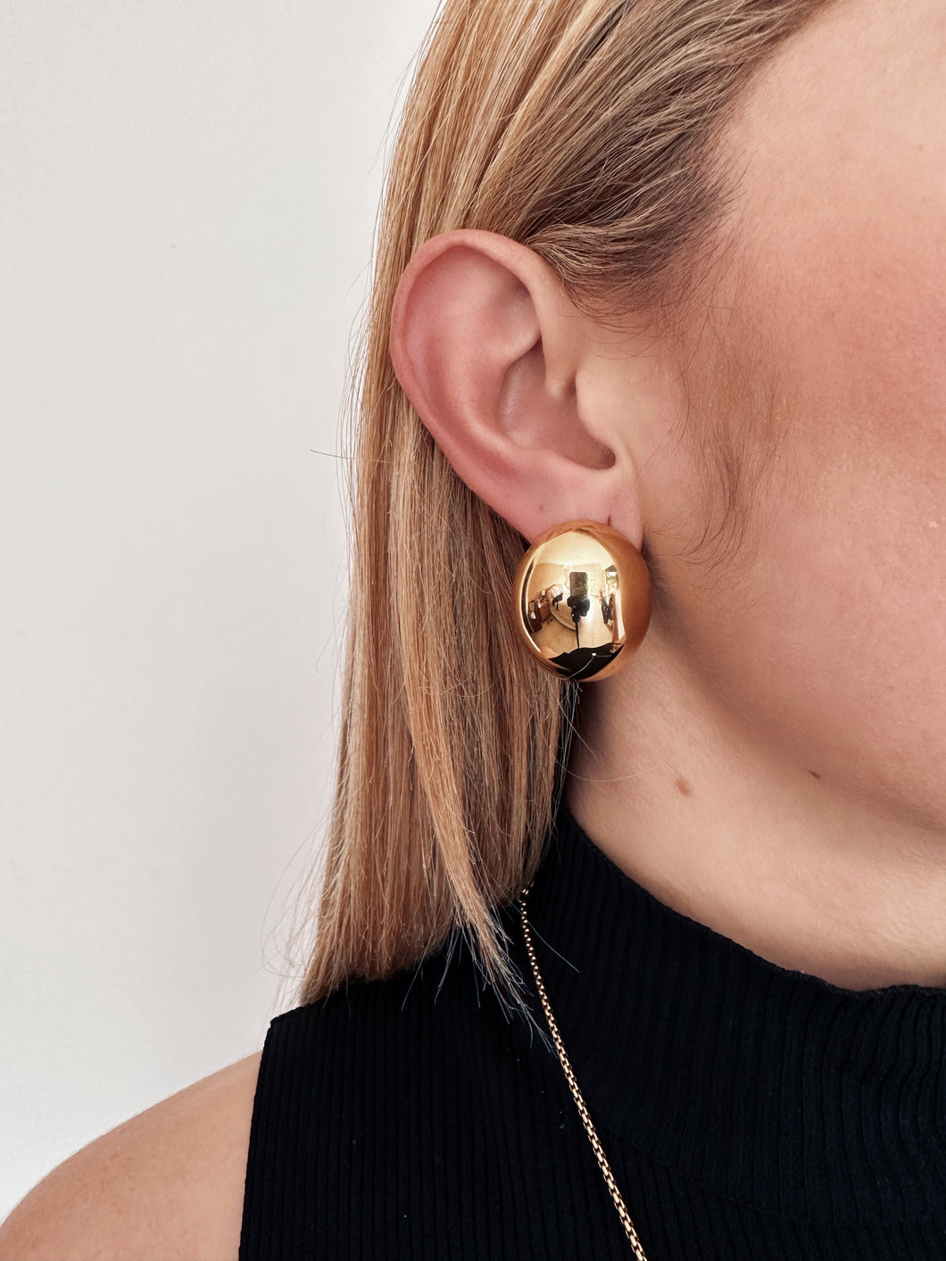 ROMA GOLD STUDS