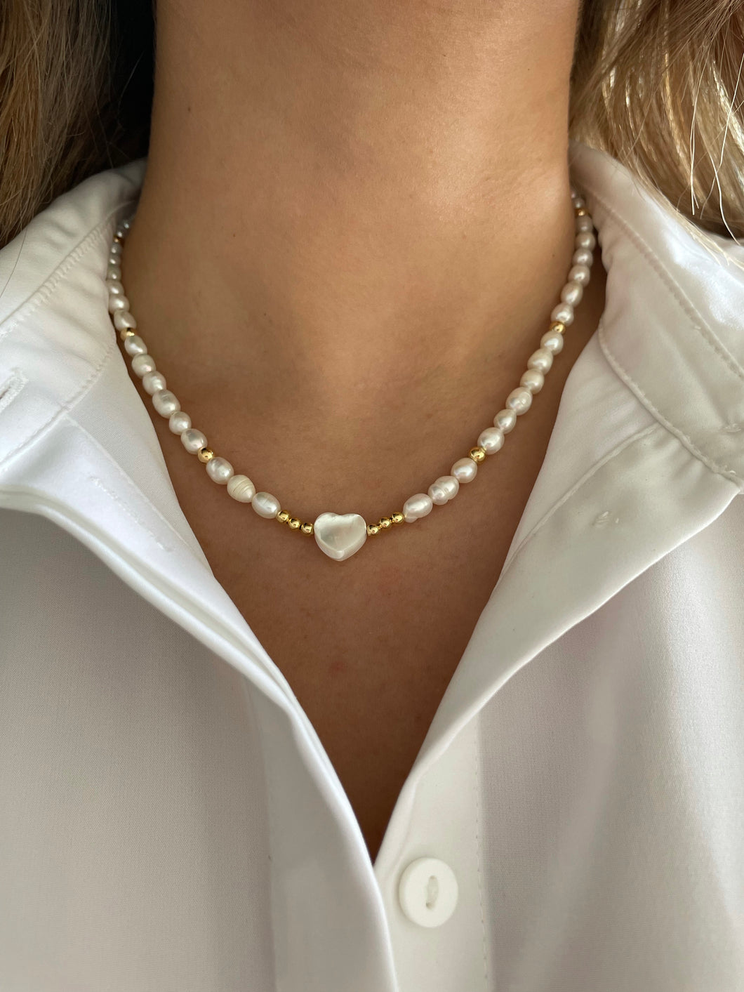 HEART NACRE PEARL NECKLACE